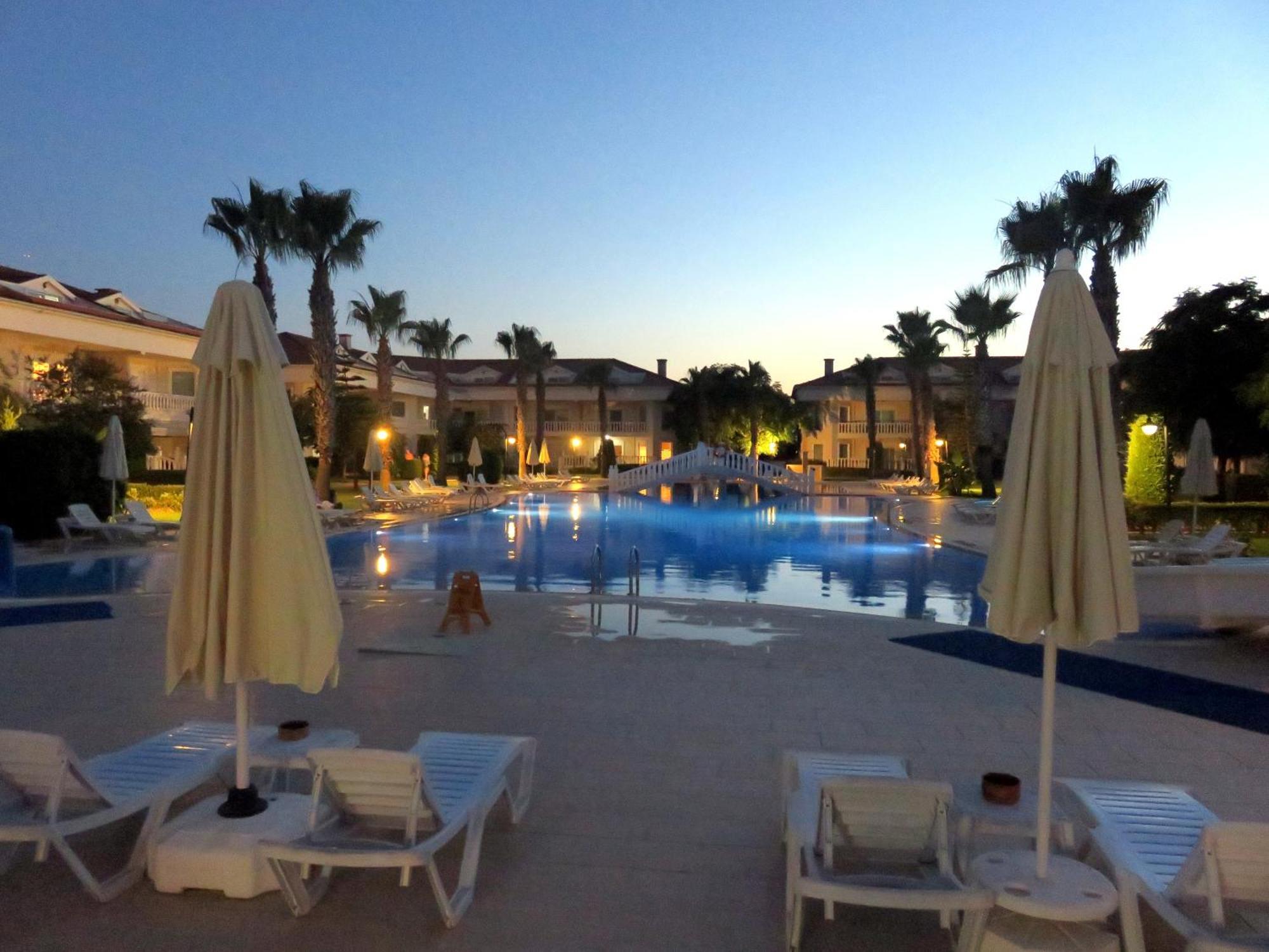TALYA TURİZM TATİLEVLERİ ve VİLLALARI Belek Ngoại thất bức ảnh